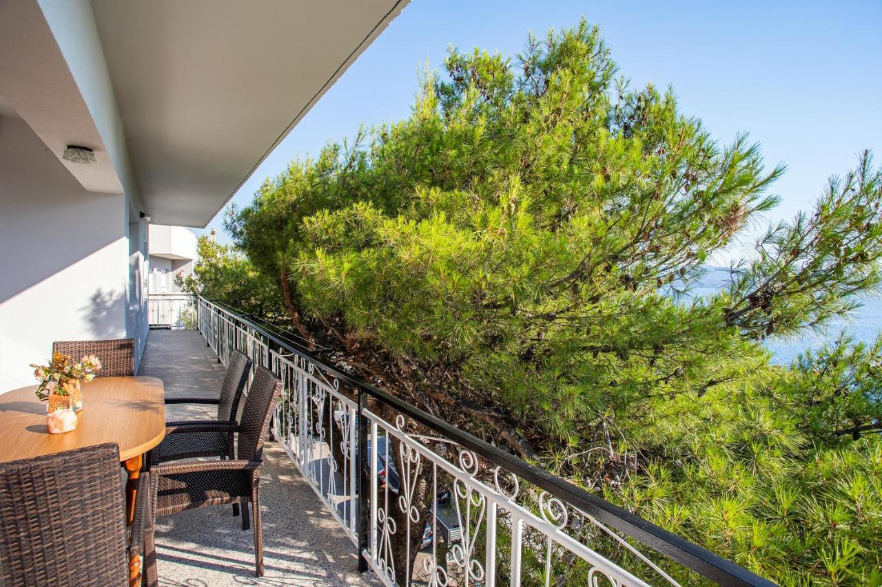 Apartments Adisa أوميس المظهر الخارجي الصورة
