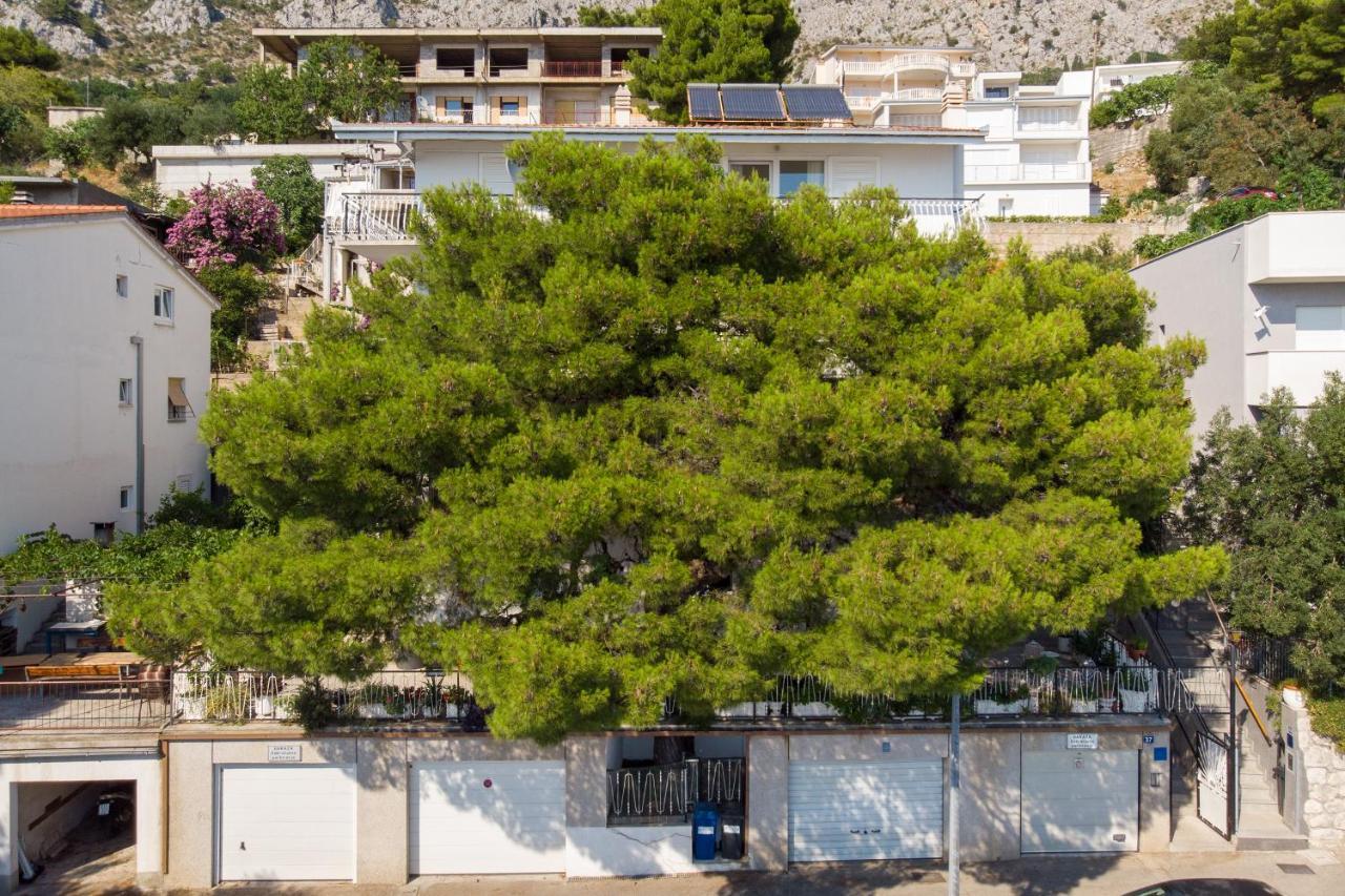Apartments Adisa أوميس المظهر الخارجي الصورة