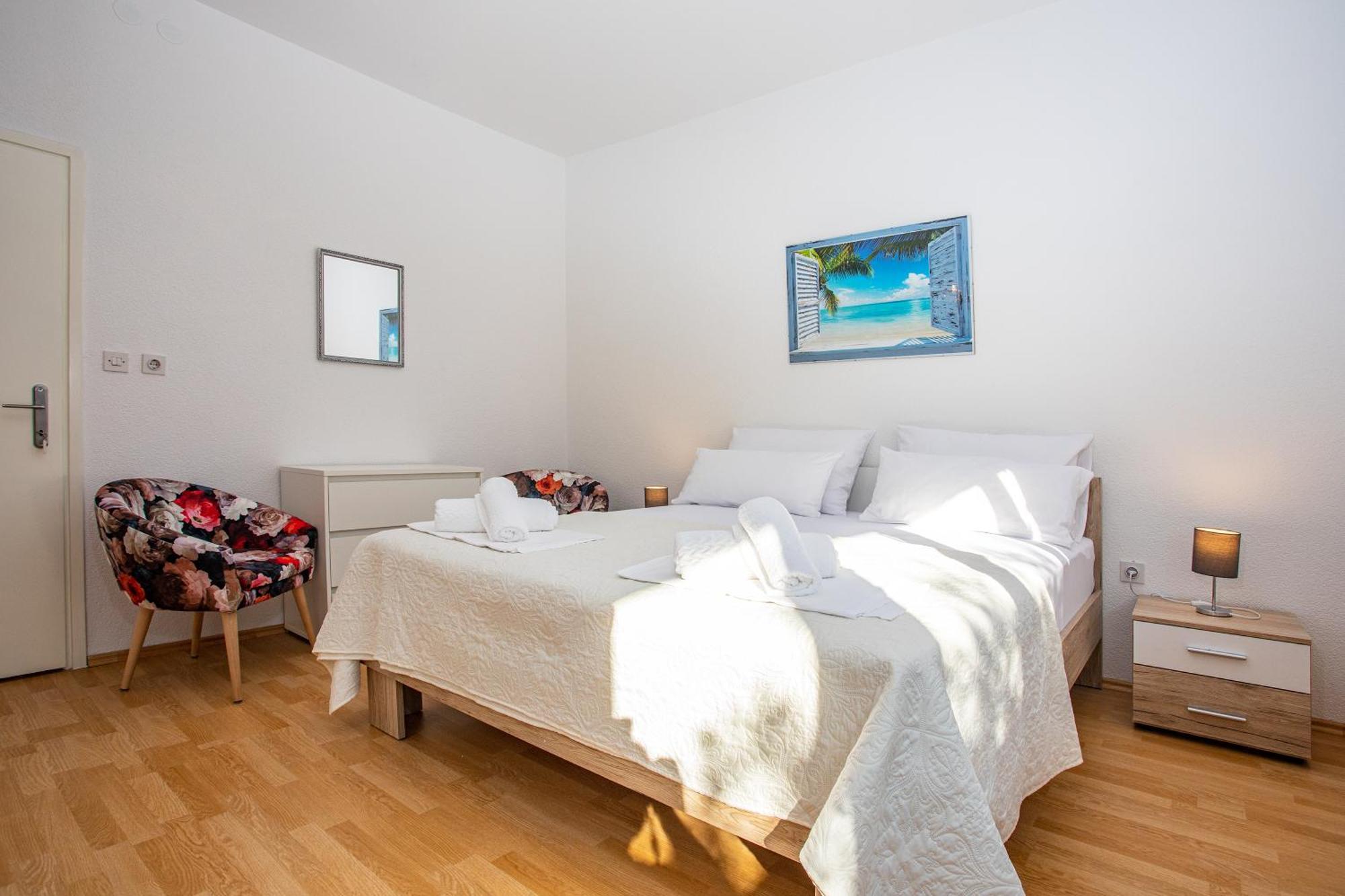 Apartments Adisa أوميس المظهر الخارجي الصورة