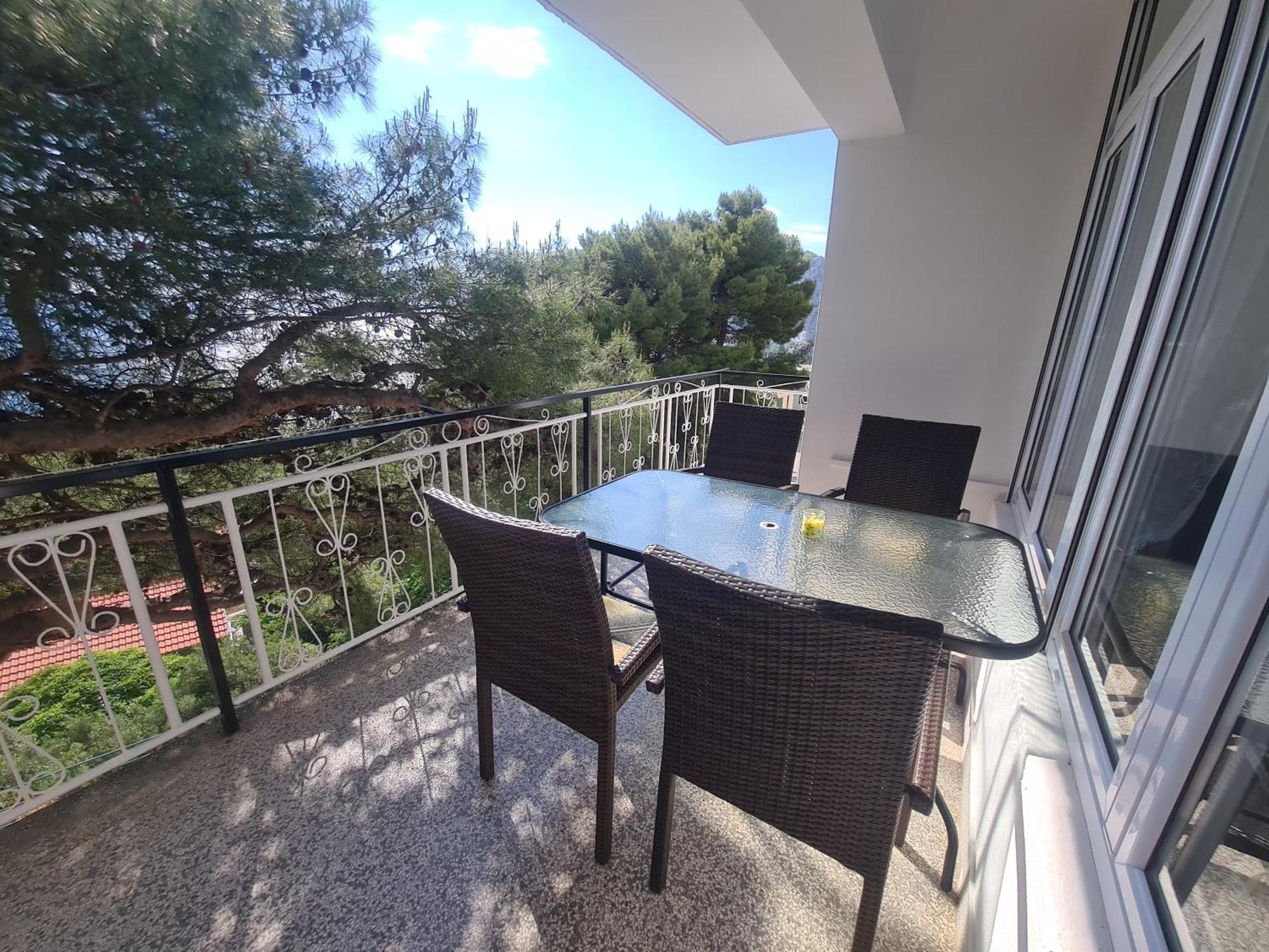 Apartments Adisa أوميس المظهر الخارجي الصورة